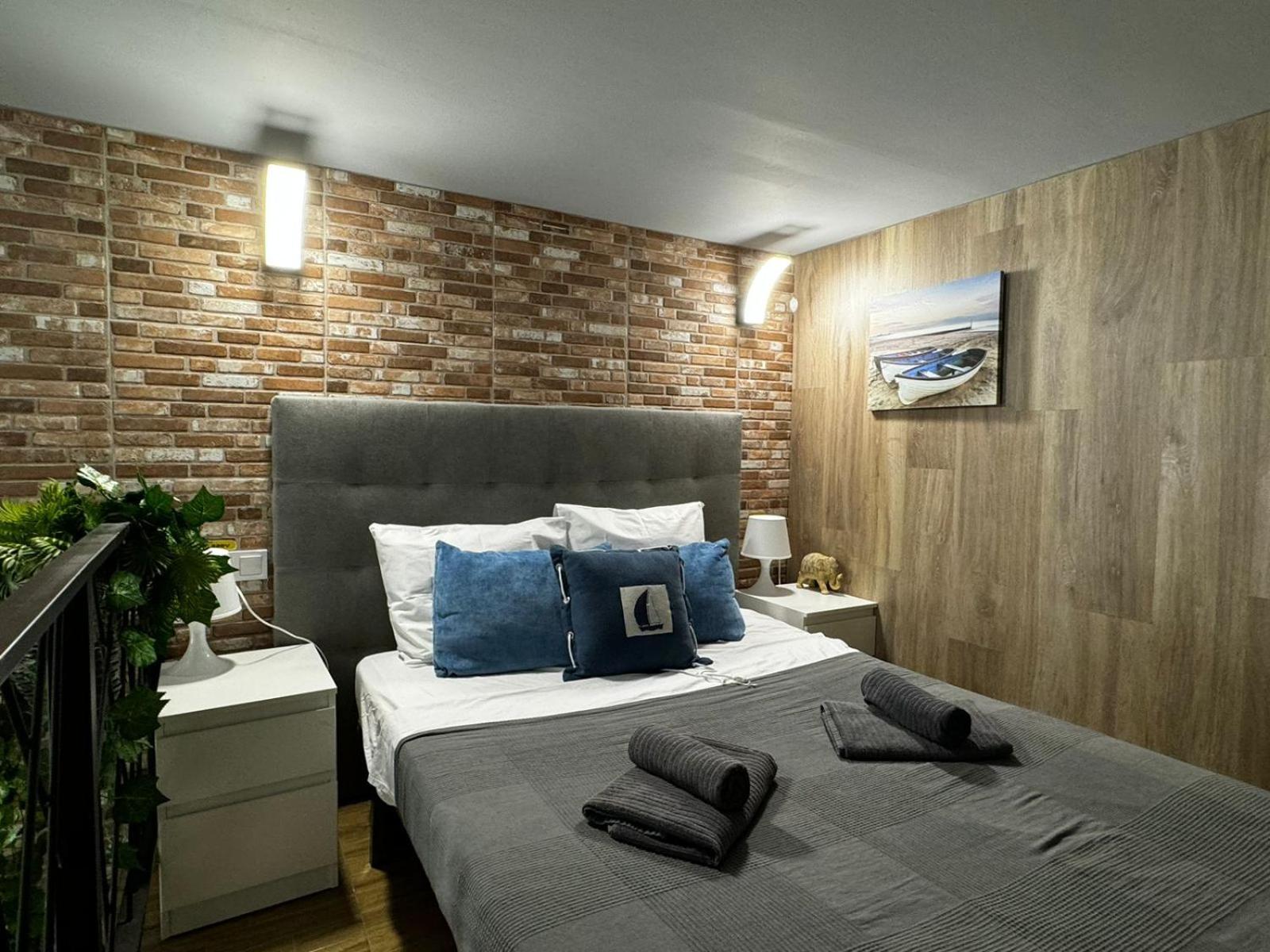 Nou Benicalap Luxury Apart Aparthotel Valencia Exterior foto